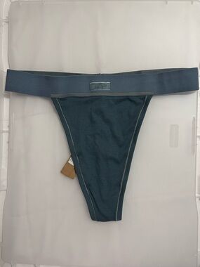 SKIMS Ribbed kyanite High-Cut Thong NWT